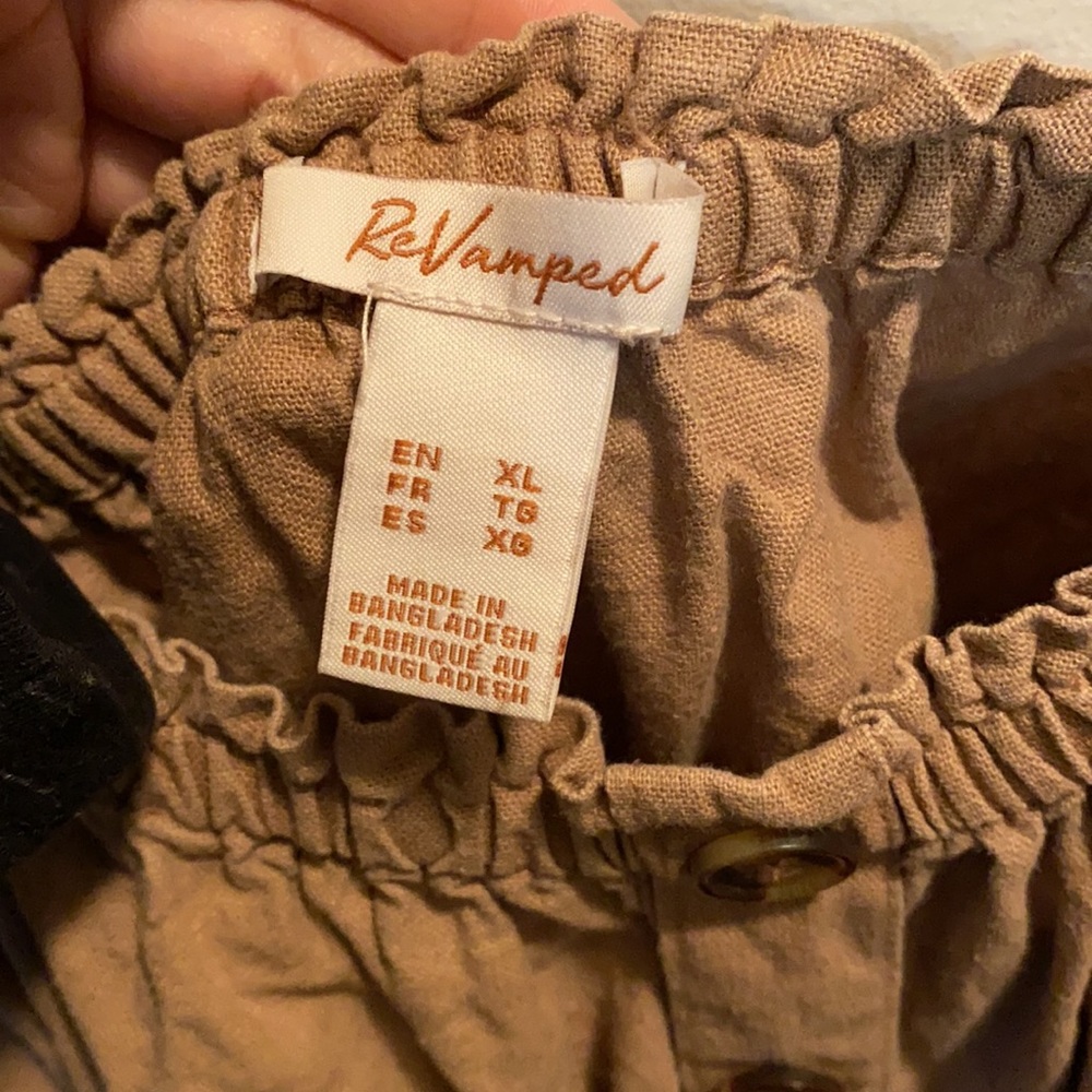 ReVamped Cropped Brown Ruffle Top - Picture 3 of 4